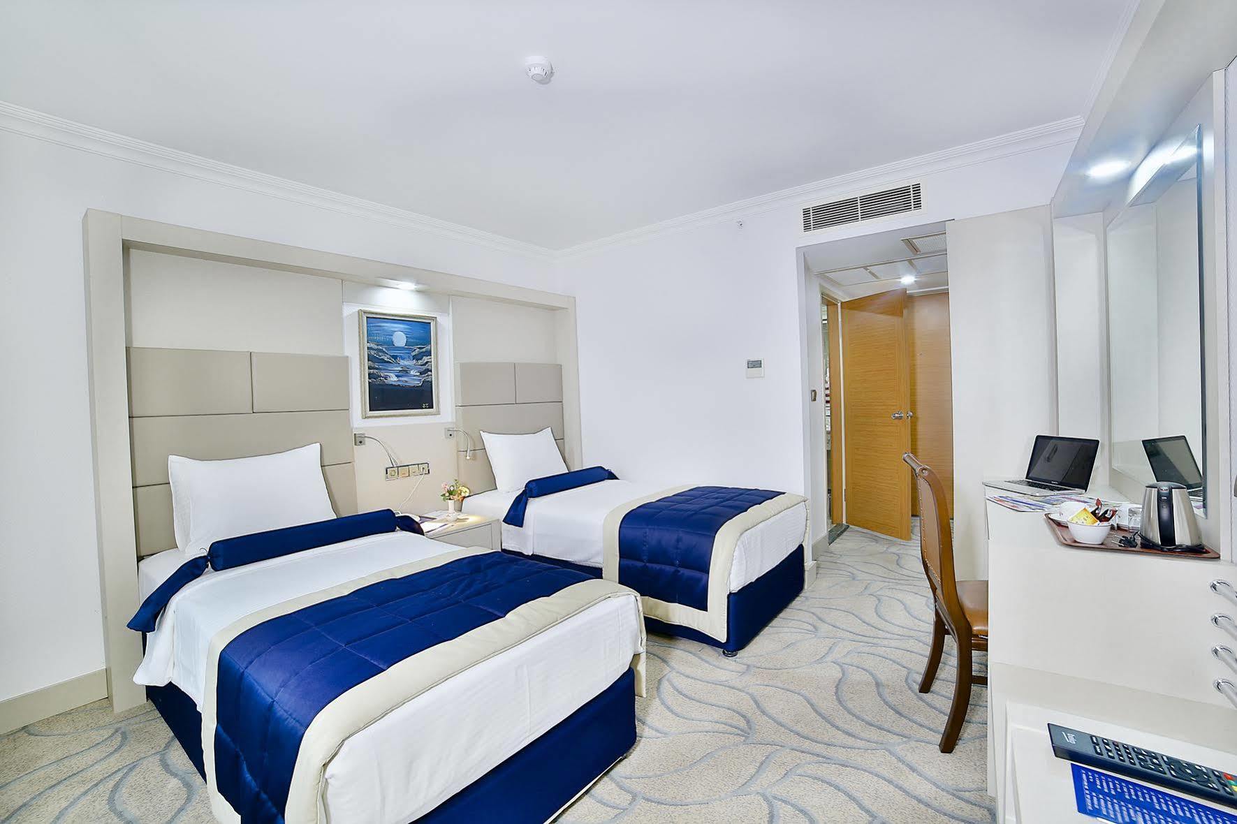 Elazig Marathon Hotel מראה חיצוני תמונה
